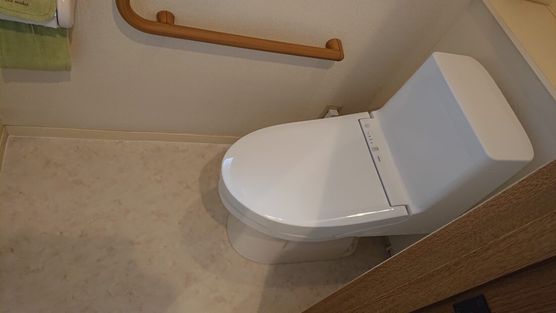 坂戸市にっさい花みず木5｜トイレ交換｜トイレリフォーム｜TOTO-ZJ1｜F様邸｜