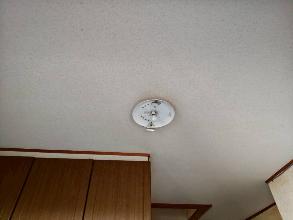 坂戸市中里｜洗面台交換｜水栓交換｜水廻りリフォーム｜襖貼替｜照明交換｜M様邸
